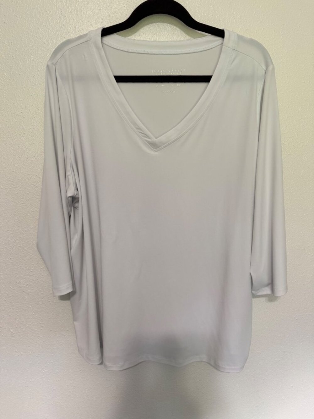 Susan Graver Modern Essentials Top White V Neck 3/4 Sleeves Womans 2X